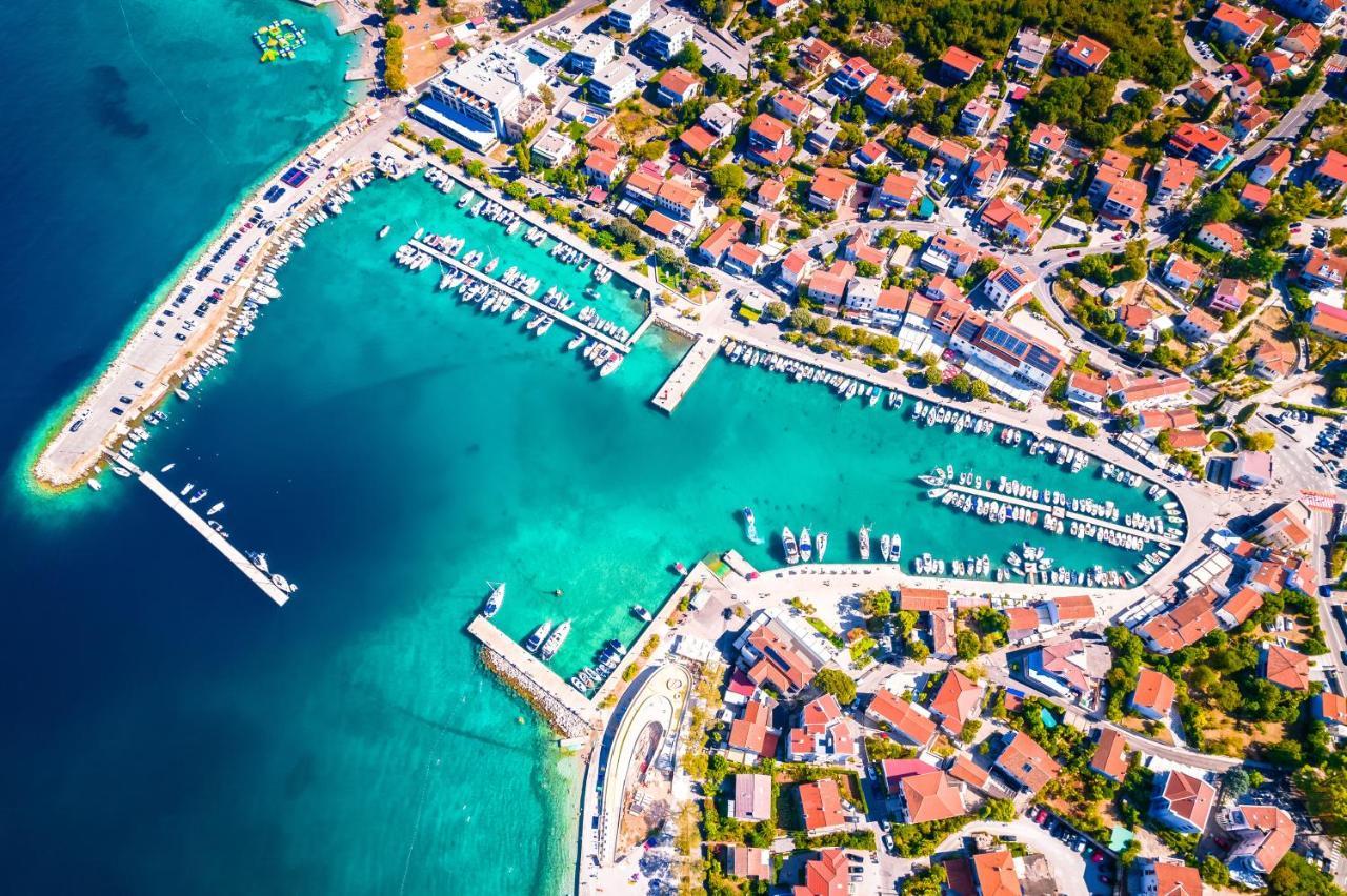 Hotel Adria Malinska Kültér fotó